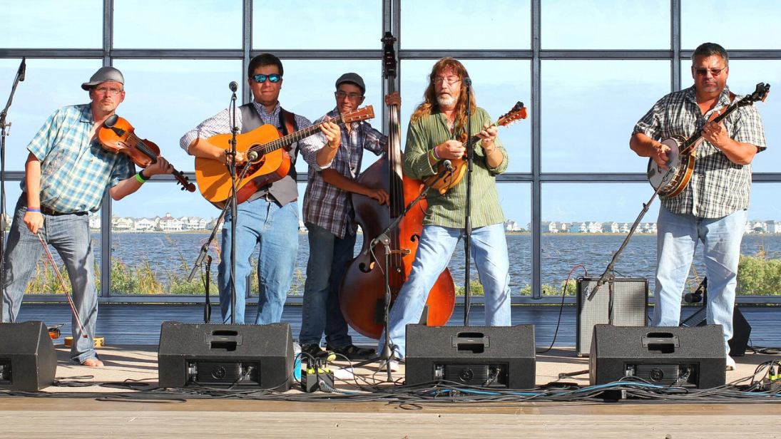 Nothin' Fancy a music band of 5 men playing bluegrass instruments 