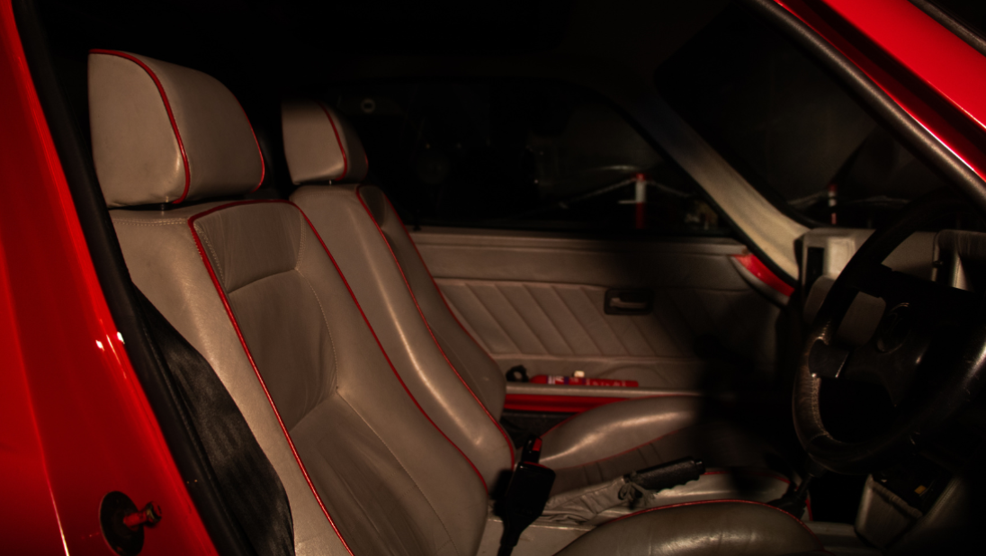 Clan Clover side interior