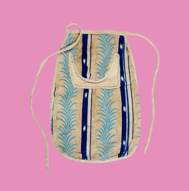 Blue and navy pocket with ties