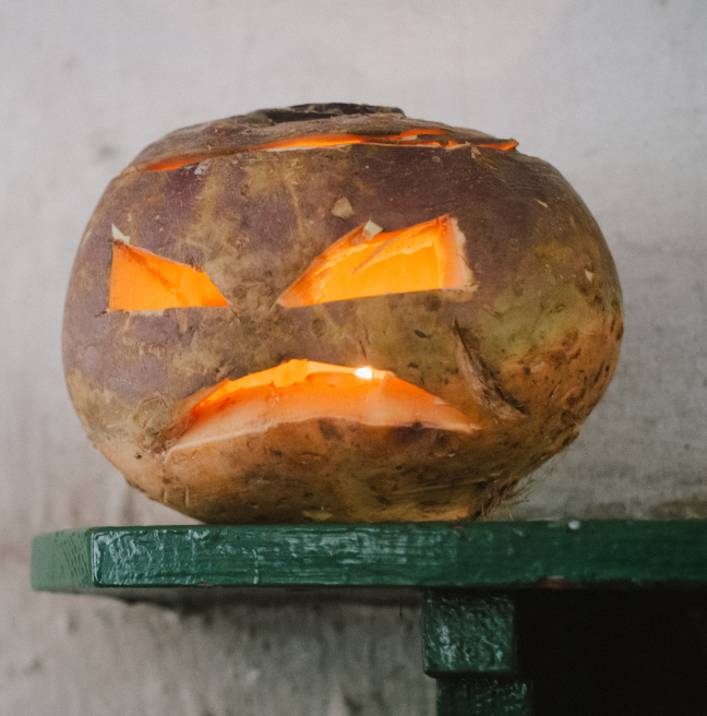 Turnip carving at the folk museum